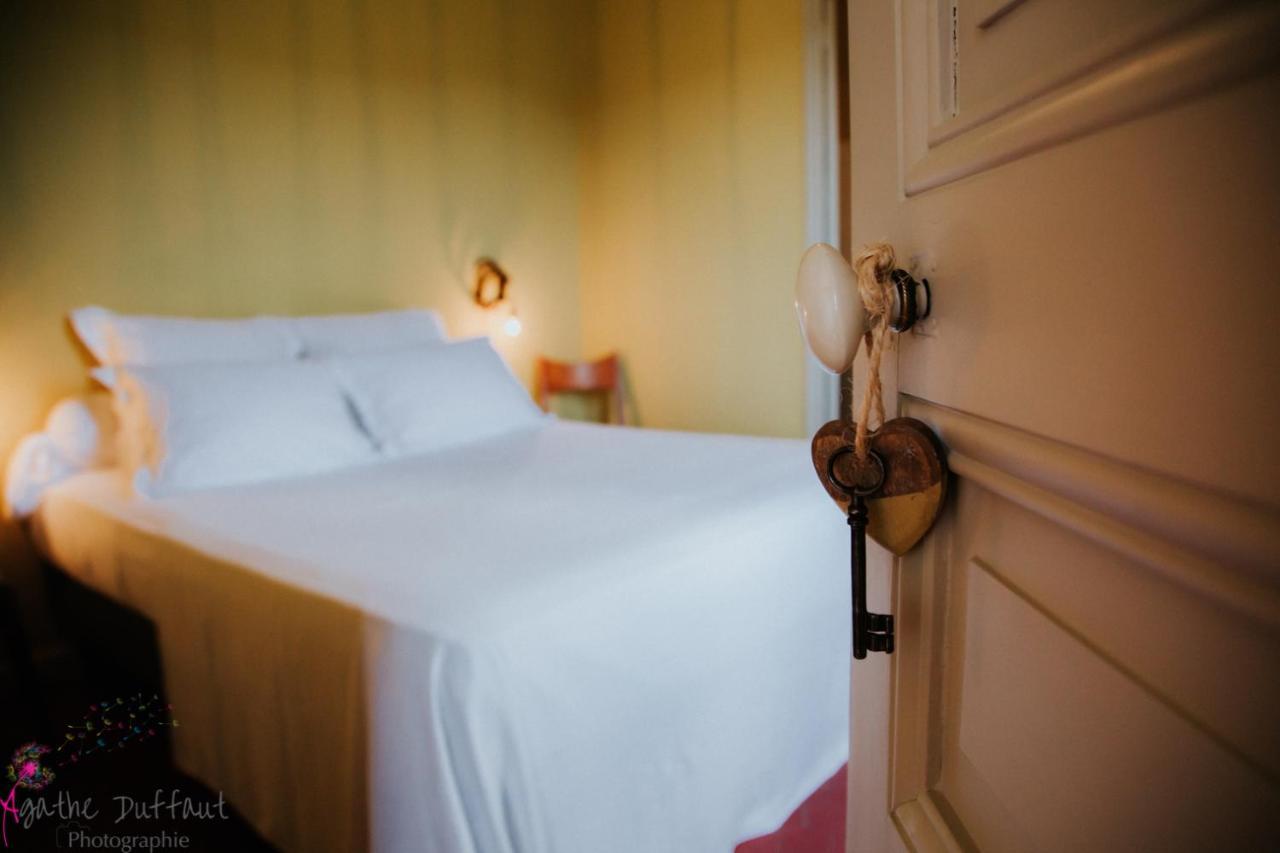 Hotel Particulier Des Jasmins Le Bar-sur-Loup Luaran gambar